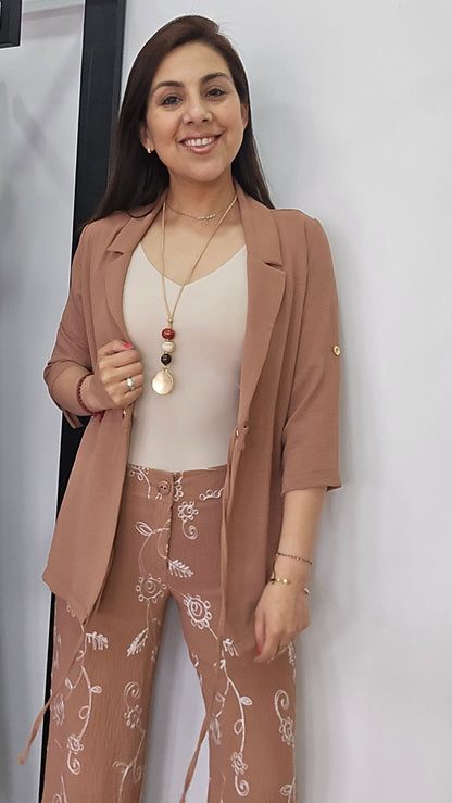 Tapado estilo blazer de crep