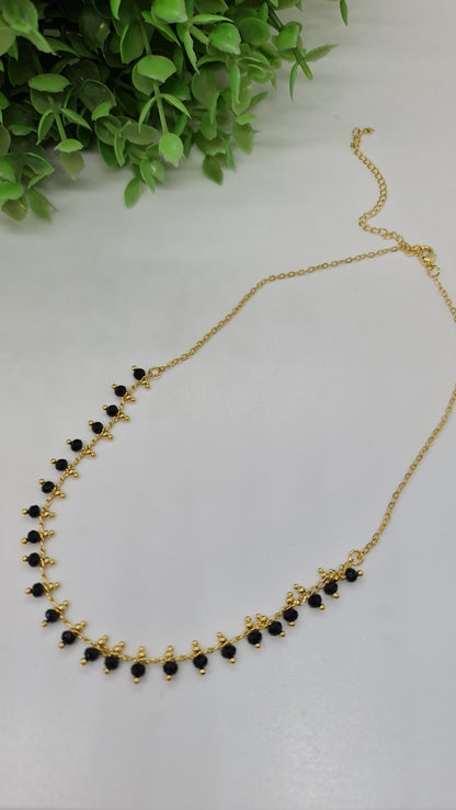 Collar con piedra de Ónix negras
