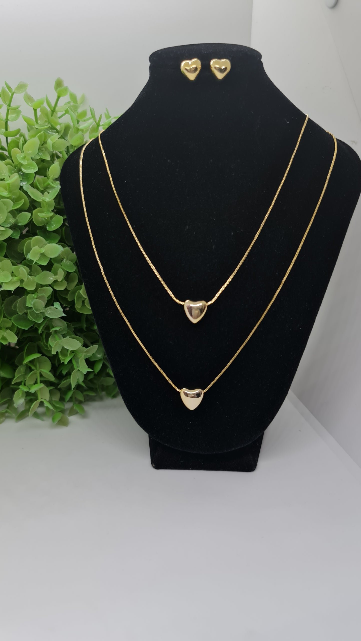 Set cadena doble con corazones macizos dorados + aros
