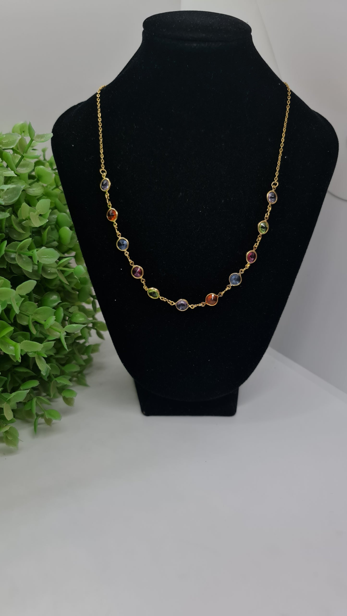 Cadena piedras de colores