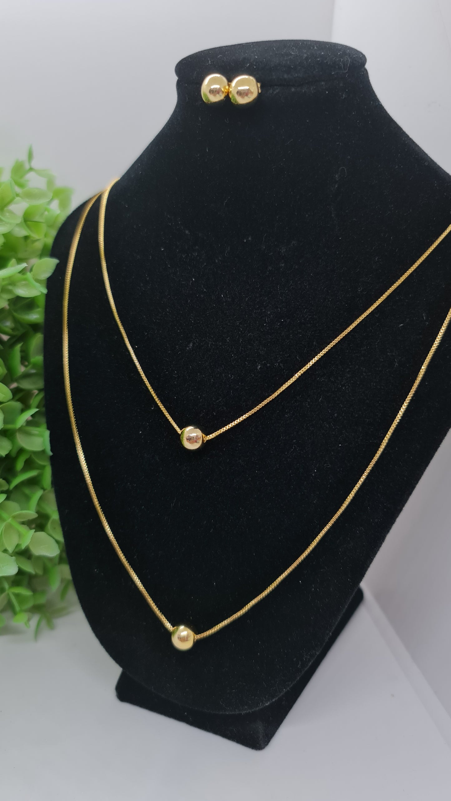 Set cadena doble con dije de esferas + aros