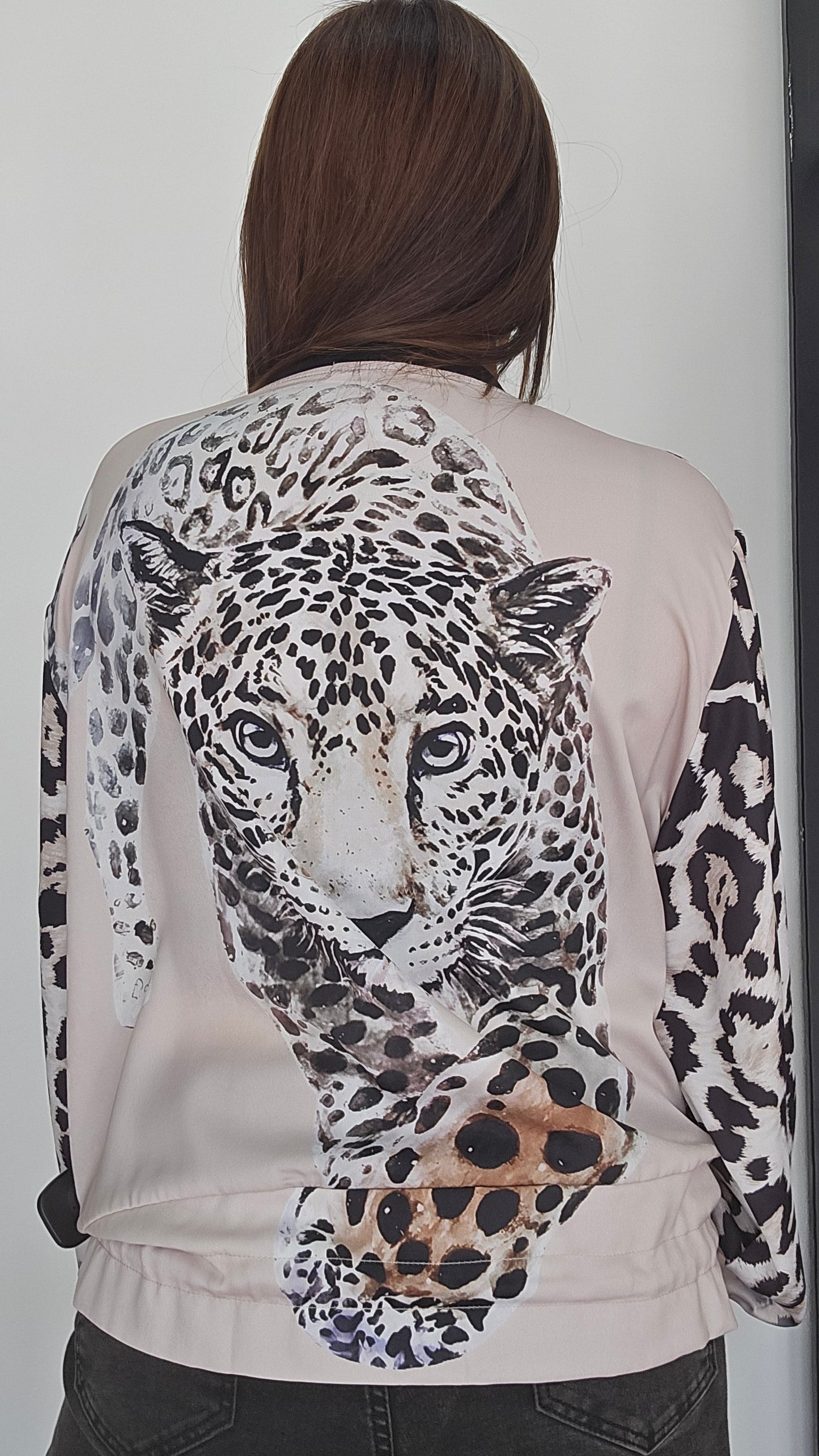 Chaqueta estampada ajuste en cintura