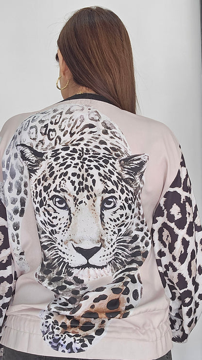 Chaqueta estampada ajuste en cintura