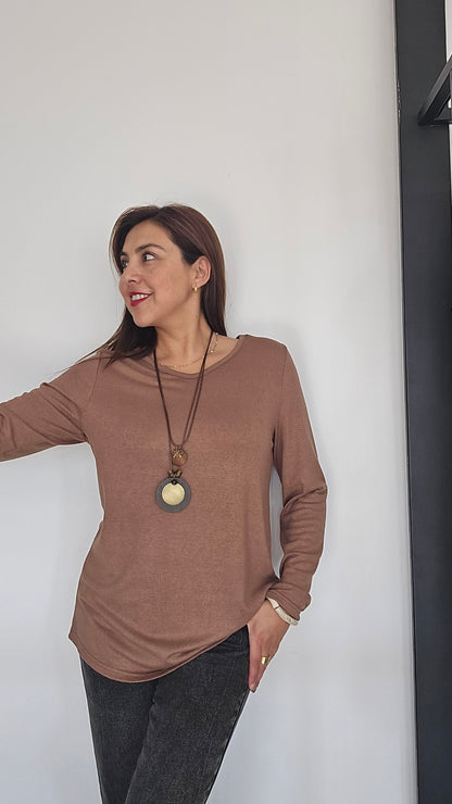Polera con collar