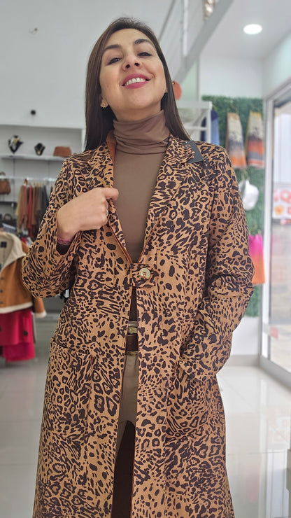 Abrigo animal print