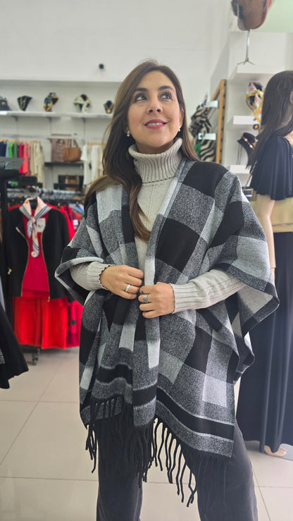 Poncho cuadrille