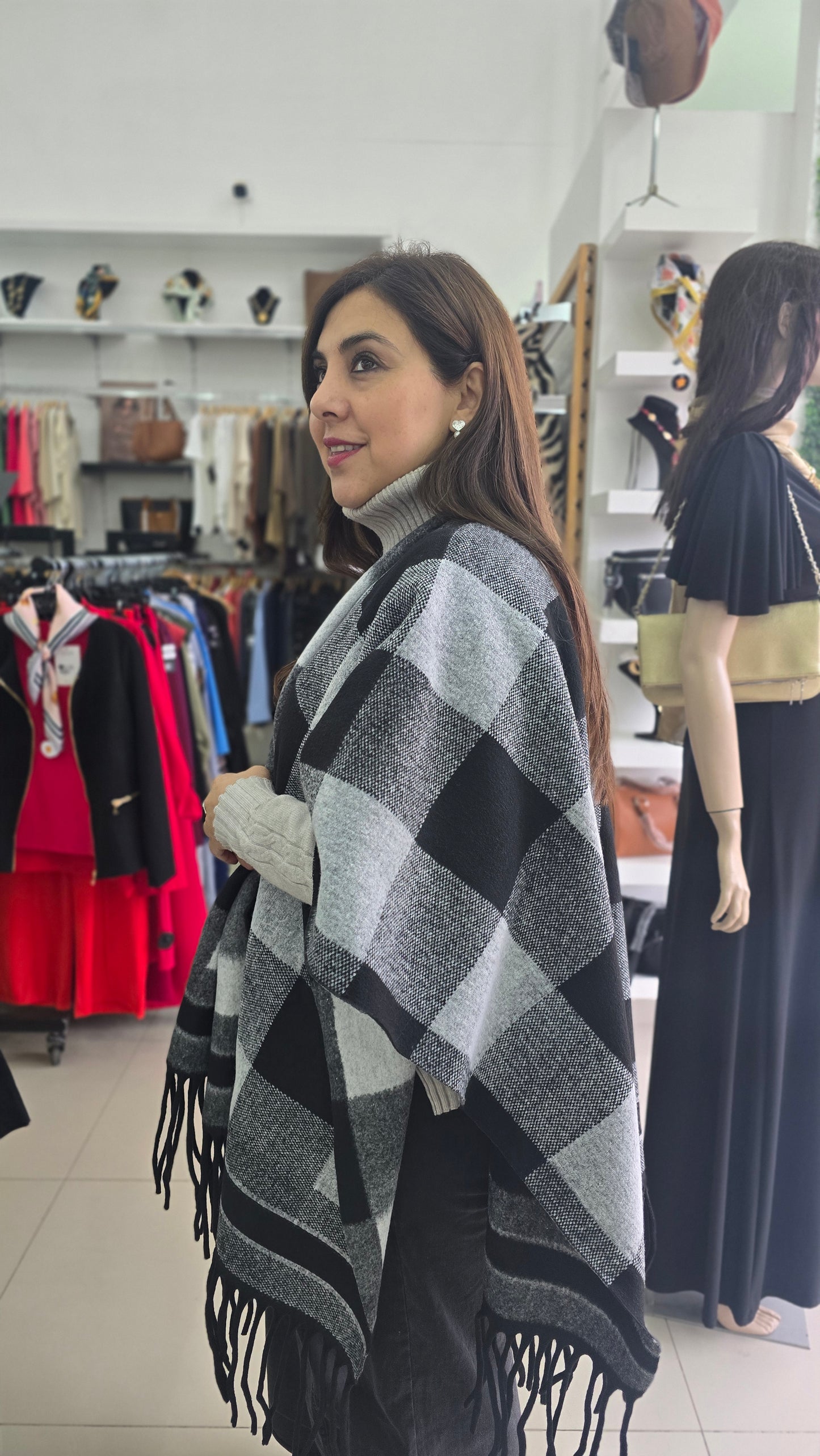 Poncho cuadrille