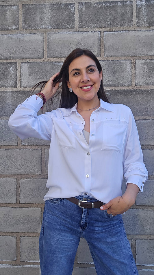 Blusa camisera marca GIVE