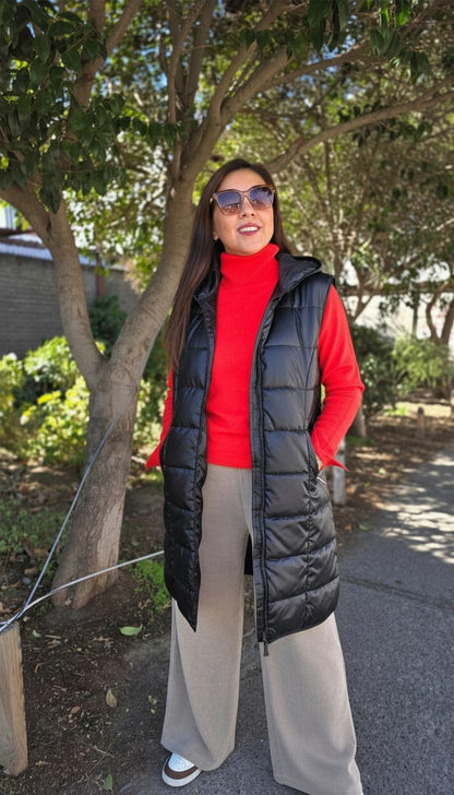 Parka sin manga de ecocuero